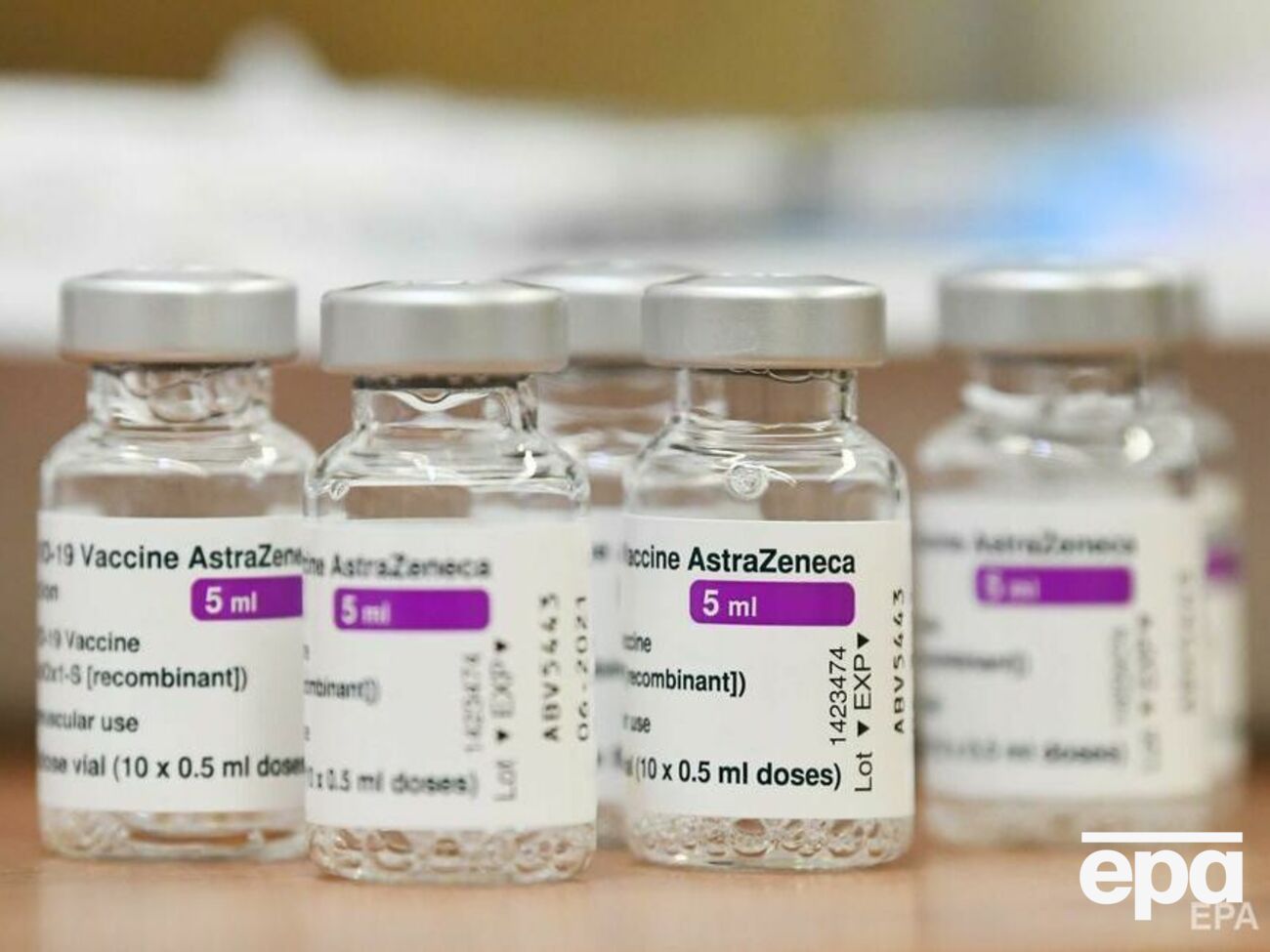 В ЕМА подчеркнули, что случаи тромбоза после иммунизации препаратом Vaxzevria очень редки