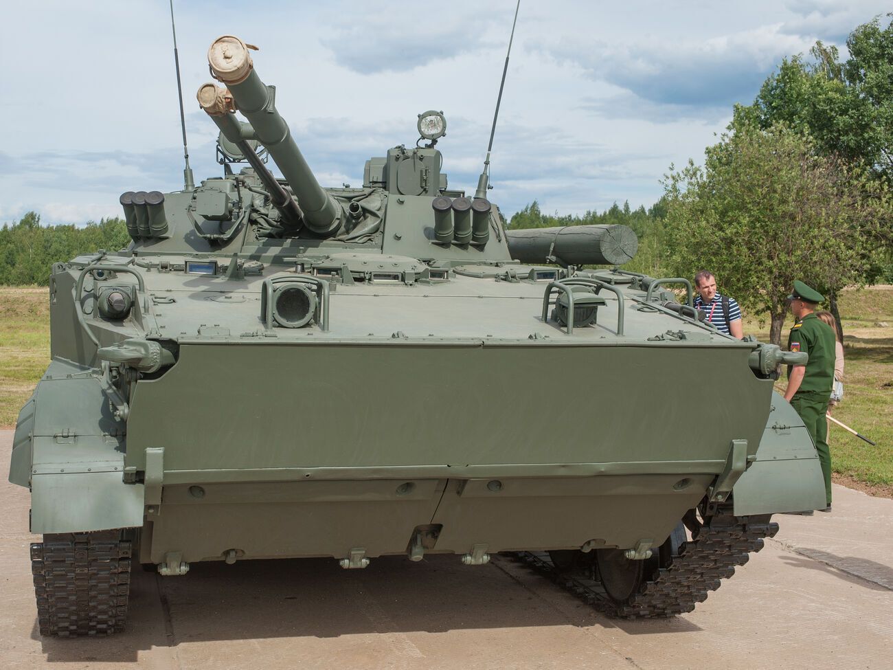 По данным украинской разведки, российские оккупанты на Донбассе активизировали агитационную работу среди резервистов