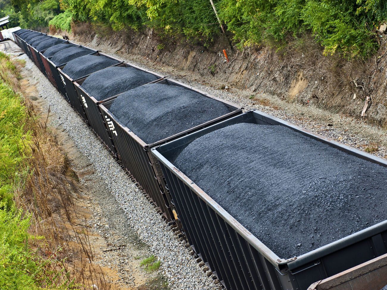 Формула "Роттердам плюс" діяла для розрахунку вартості вугілля, щоб встановити прогноз вартості електроенергії для промислових споживачів у період 2016&ndash;2019 років