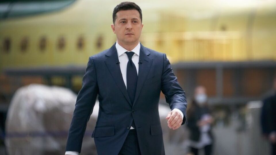 Опитування "Рейтингу" засвідчило, що Зеленському не довіряє більше ніж половина українців