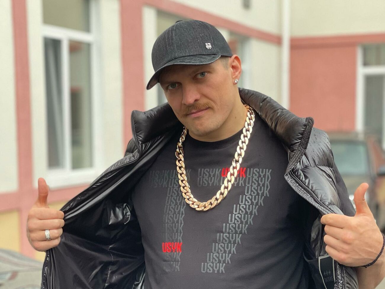 Усик будет боксировать с Джошуа за титул чемпиона мира по версии WBO в супертяжелом весе