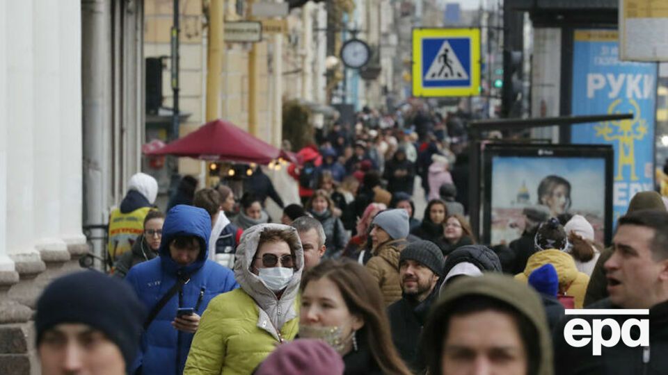 У РФ від коронавірусу померло понад 118 тис. осіб