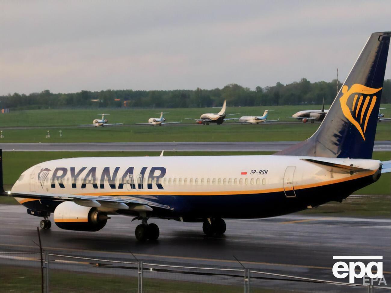 Борт посадили в Мінську, хоча він уже був за межами Білорусі