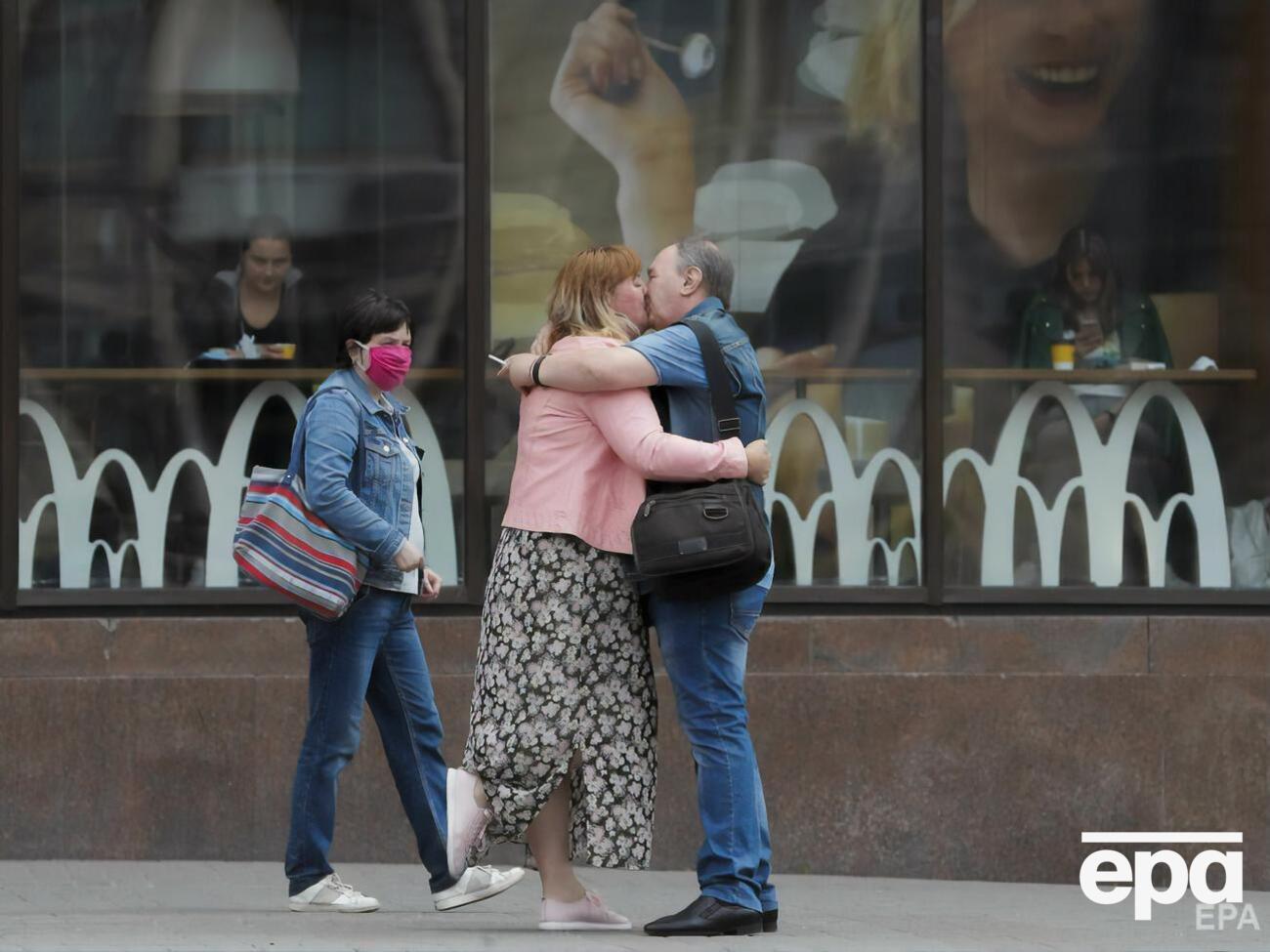 У "помаранчевій" зоні епідемічної небезпеки залишається одна область України