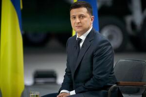 Зеленський: У 2014 році Росія анексувала Крим. За роки мораторію деякі політики й бізнесмени вкрали в держави землю, яка дорівнює за площею майже двом півостровам