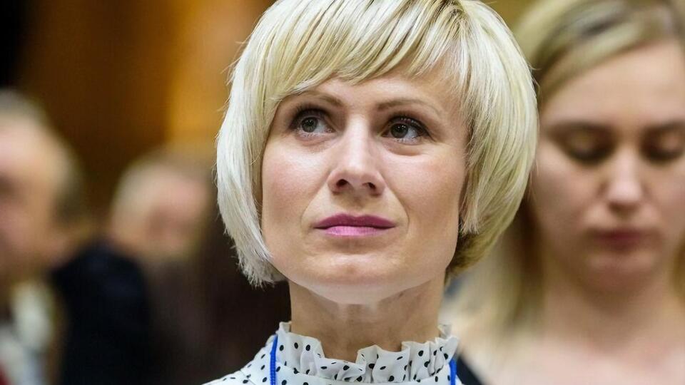 Людмила Цыганок: Мы уже сейчас видим населенные пункты, в которые привозят воду, так как ее уже невозможно получить из скважин
