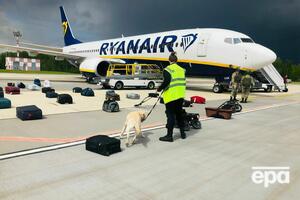 У Білорусі стверджують, що їхні диспетчери не змушували літак Ryanair сідати саме в Мінську