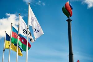 SOCAR підписала з "Роснефтью" угоду про право експорту нафтопродуктів в Україну