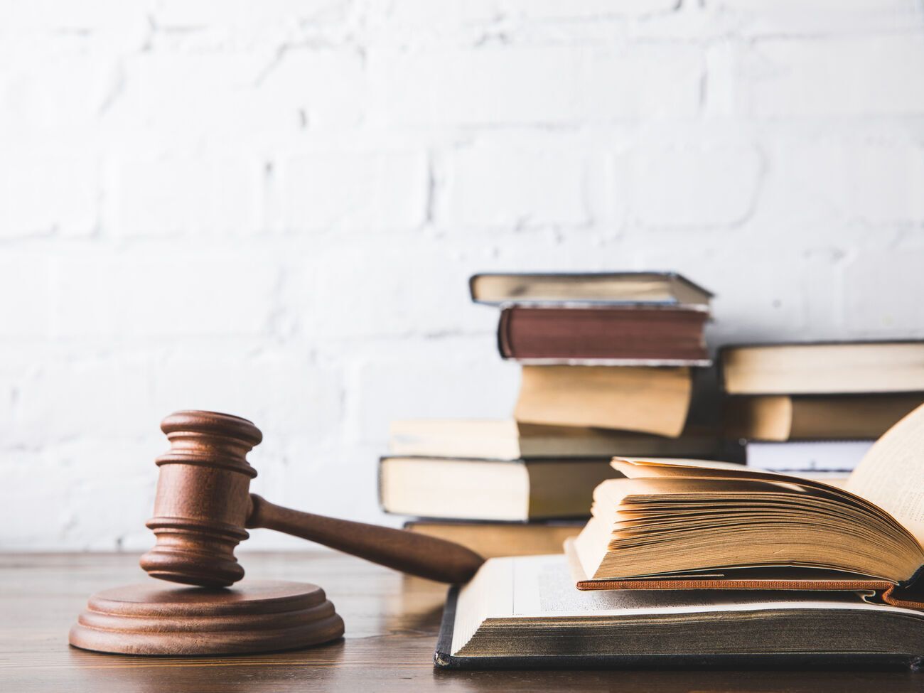 Суд визнав недійсним рішення Харківської міськради від 2012 року