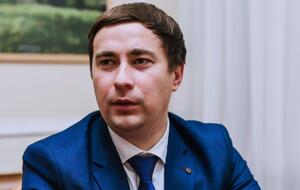 Лещенко сказал, что он не является "человеком Стефанчука или Гетманцева"