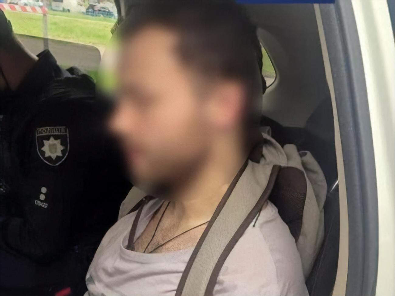 По словам мужчины, ему "надоели люди"