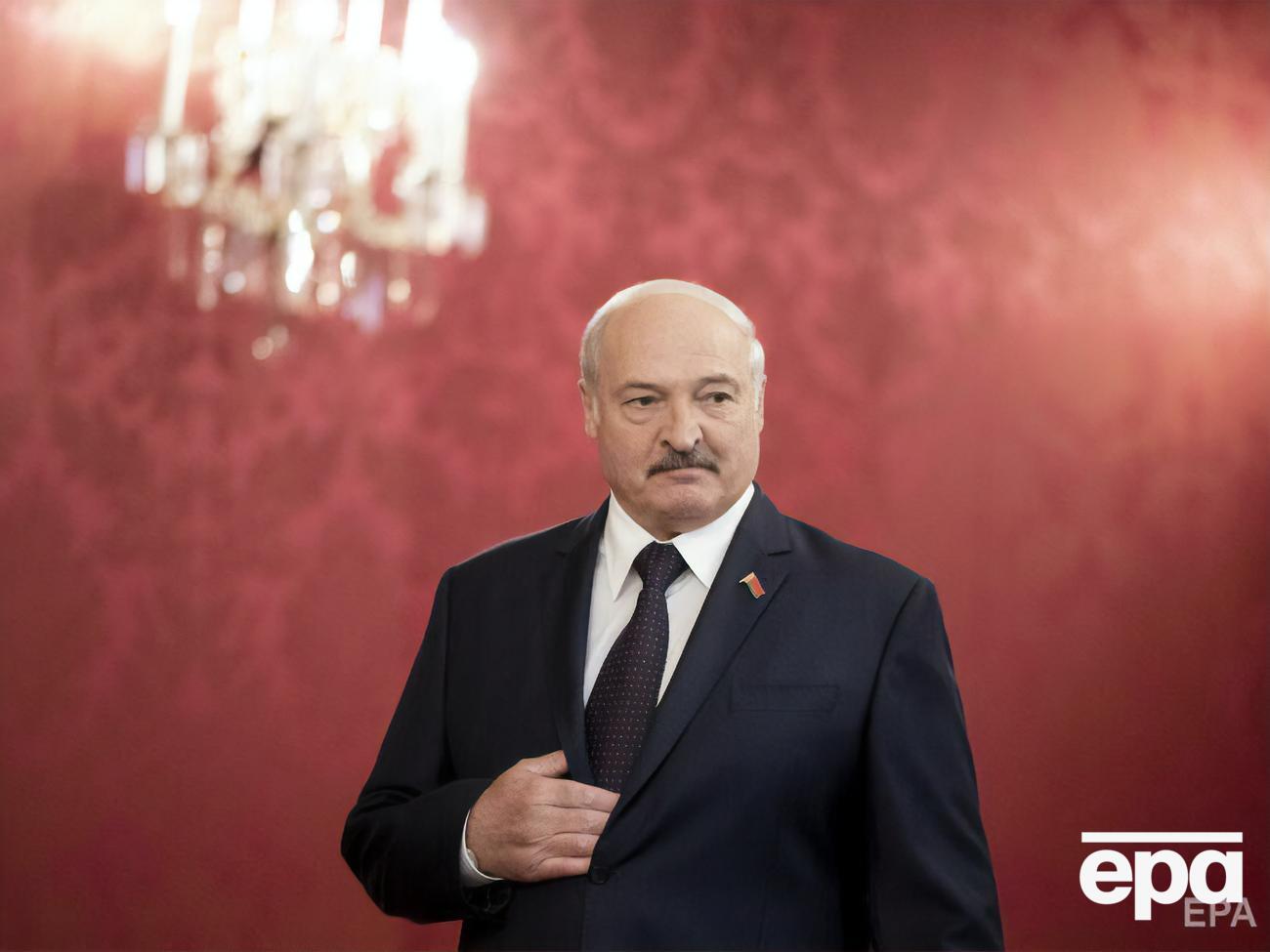 Лукашенко пригласил Байдена в Беларусь и предложил встречать его с истребителями