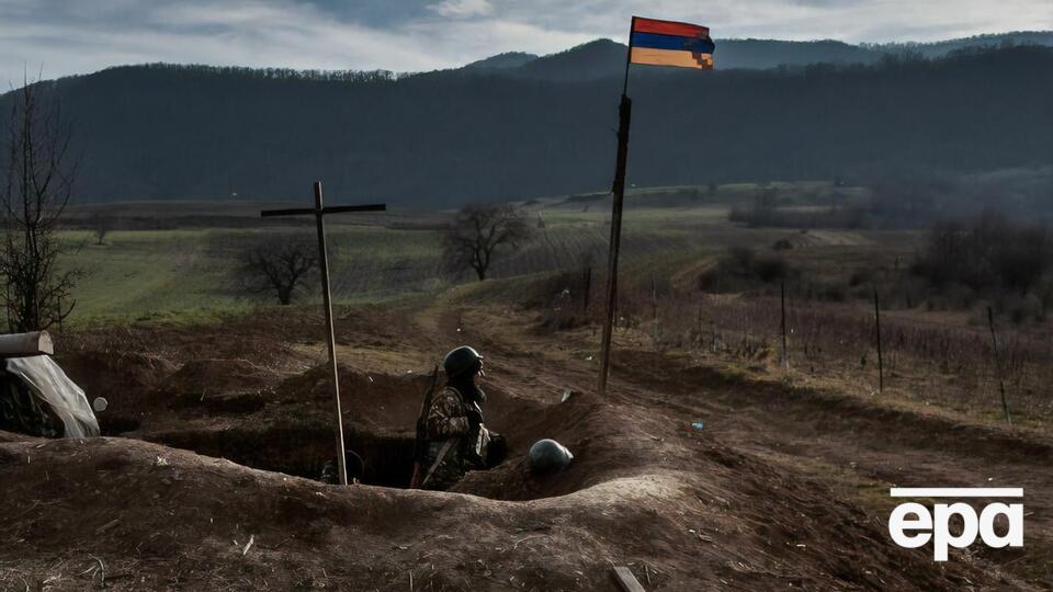 У міноборони Вірменії кажуть, що їхні солдати займалися інженерними роботами на своїй території
