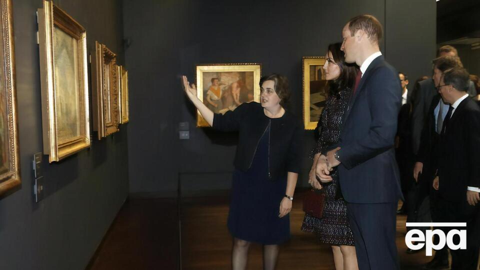 В 2017 году де Кар (слева) стала президентом музея изобразительных искусств д'Орсе