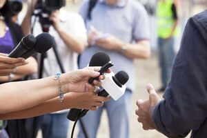Олигархи, ознакомившись с текстом проекта закона, начали беспокоиться о судьбе своих СМИ, пишет ZN.UA