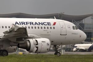 Air France отменила уже два рейса в Москву, которые раньше выполняли через Беларусь