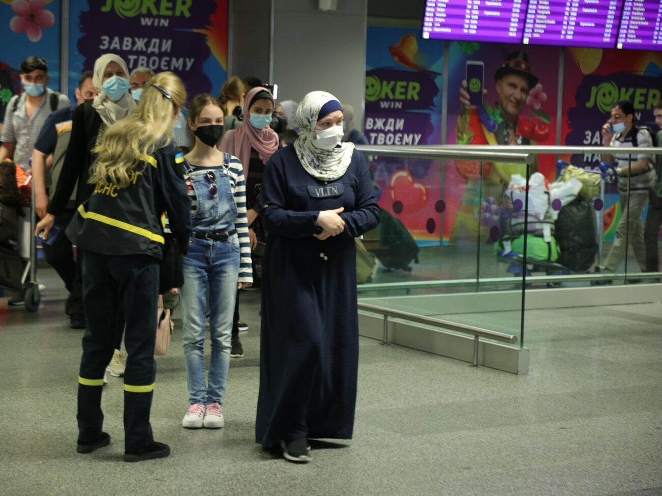 Украина эвакуировала 109 своих граждан, а также&nbsp;13 граждан Молдовы и четверых граждан Болгарии