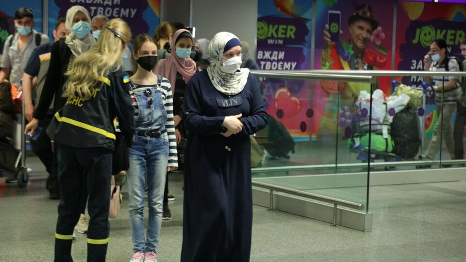 Украина эвакуировала 109 своих граждан, а также 13 граждан Молдовы и четверых граждан Болгарии