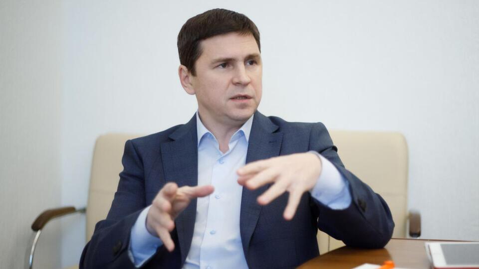 Подоляк: Фінальний документ у більшості випадків змінюється, пройшовши всі етапи законодавчої роботи