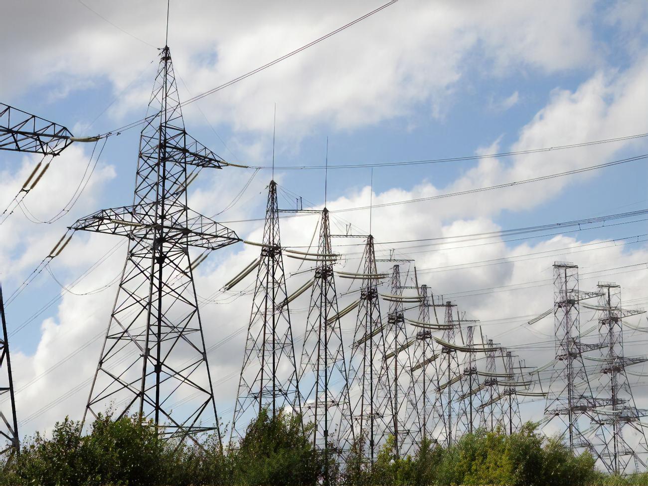 Импорт электроэнергии из России и Беларуси запретили с 26 мая