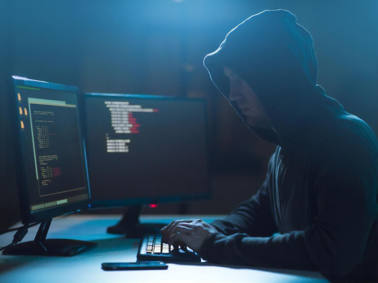 Хакеры взломали более 3 тыс. учетных записей