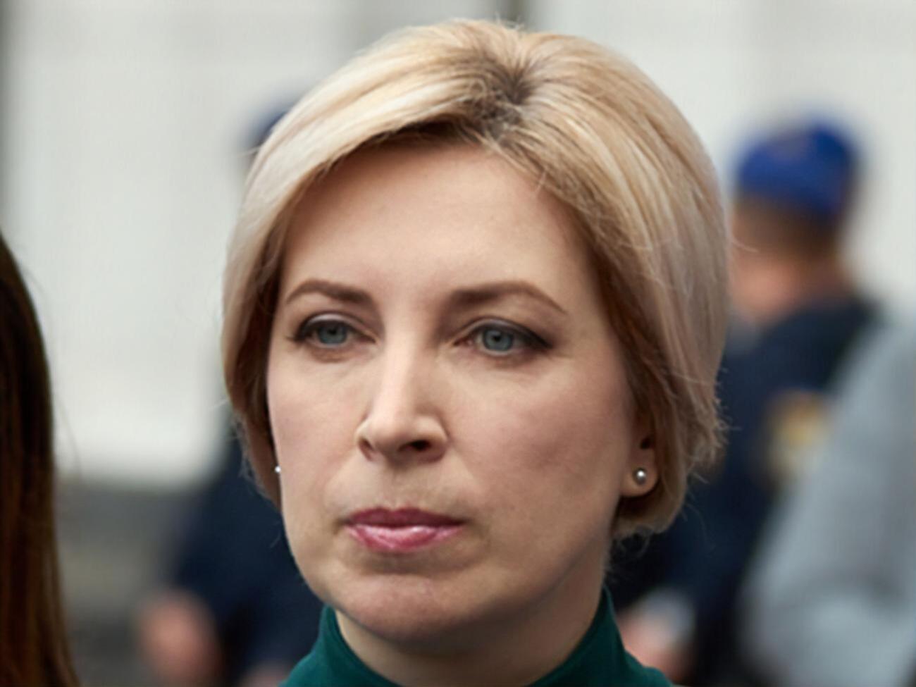 Ирина Верещук: Президент может многое сказать словами, но молчит, стиснув зубы