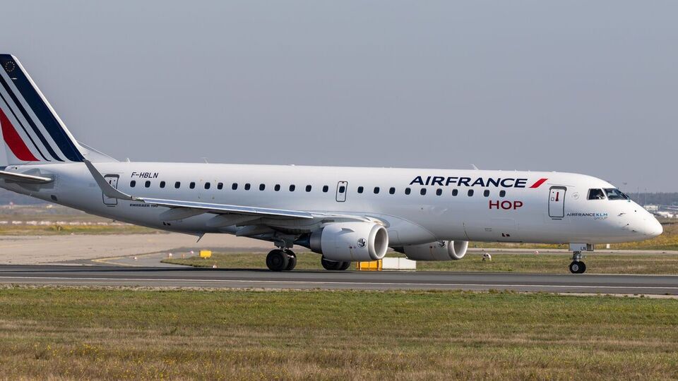 Рейс Air France із Парижа до Москви спочатку було заплановано на 26 травня