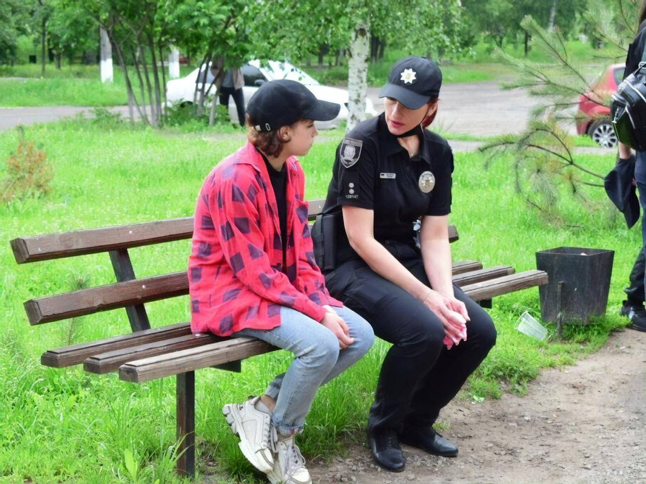 Сейчас девушкой занимается ювенальная полиция Донецкой области и социальная служба