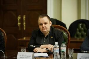 Пашковський заявив, що жодне "бидло в балаклавах" не може зламувати замки і заходити в його квартиру