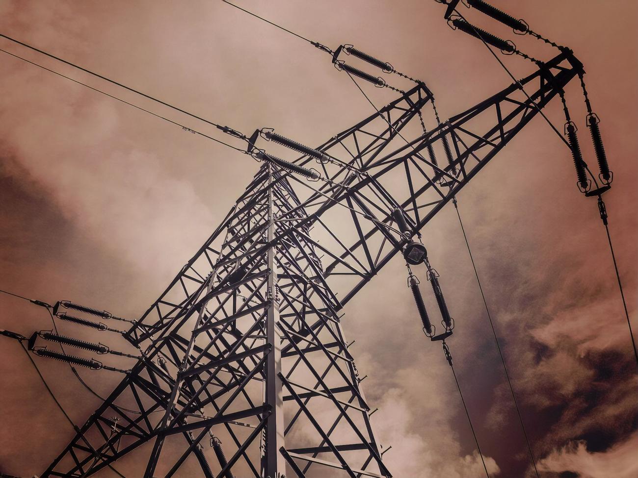 Импорт электроэнергии из России и Беларуси прекратили решением НКРЭКУ