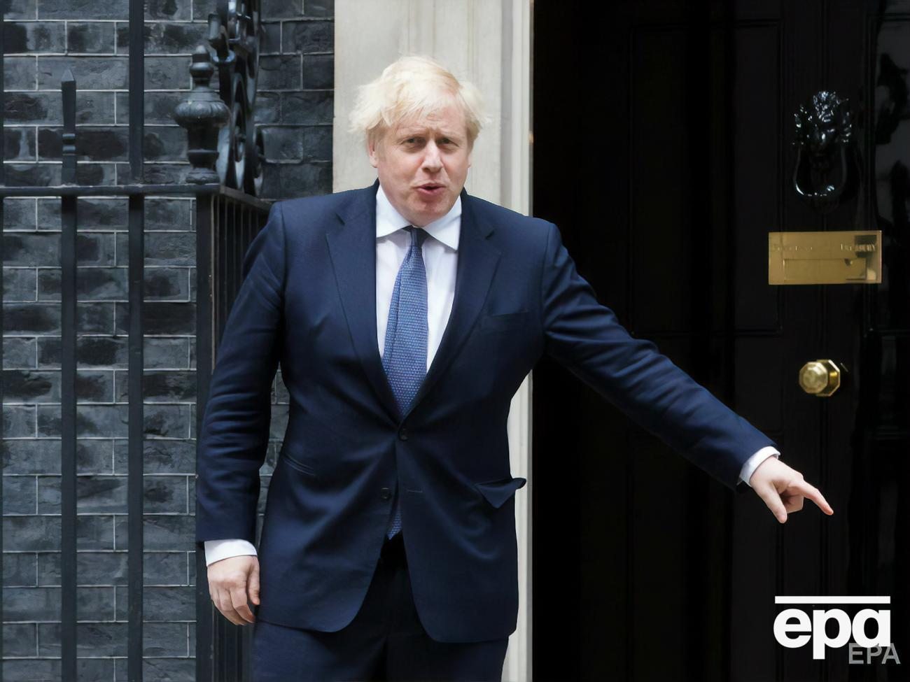 Джонсон: На уровне G7 должно быть достигнуто соглашение о том, как будут осуществляться поездки и выдаваться паспорта