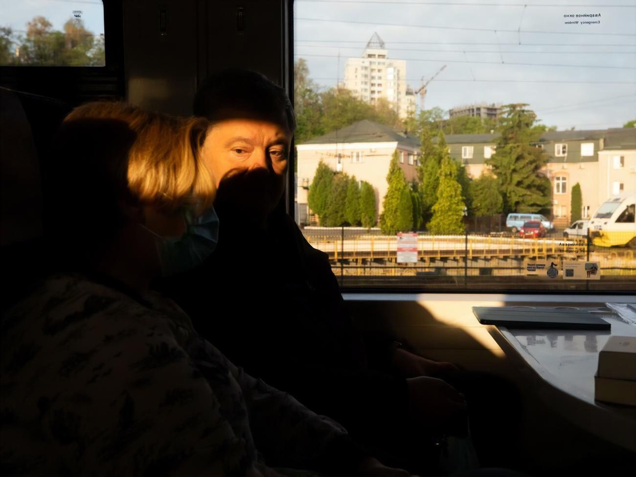 Порошенко вызывают на допрос как свидетеля