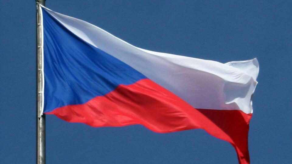 Із 1 червня у дипмісіях двох країн залишиться по сім дипломатів