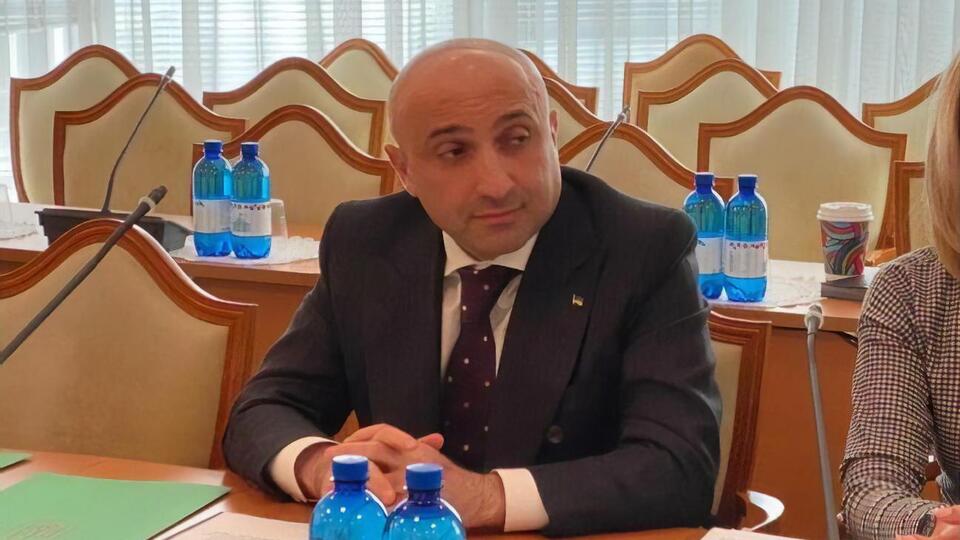 По словам Мамедова, за последние два года по фактам преступлений в отношении детей-сирот начали более 100 уголовных производств
