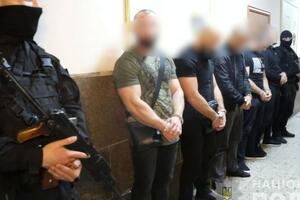Затримані – "спортивної статури, володіють навичками бойових мистецтв"