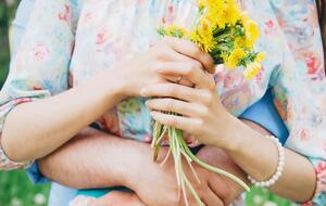 Кулинарный эксперт, говоря об одуванчиках, заявил, что многие топчутся по еде ногами