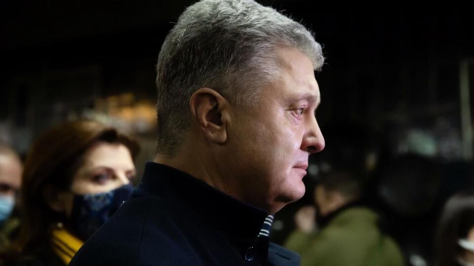 По данным расследователей, Порошенко через офшор купил фурнитуру на сумму более $100 тыс. в Италии