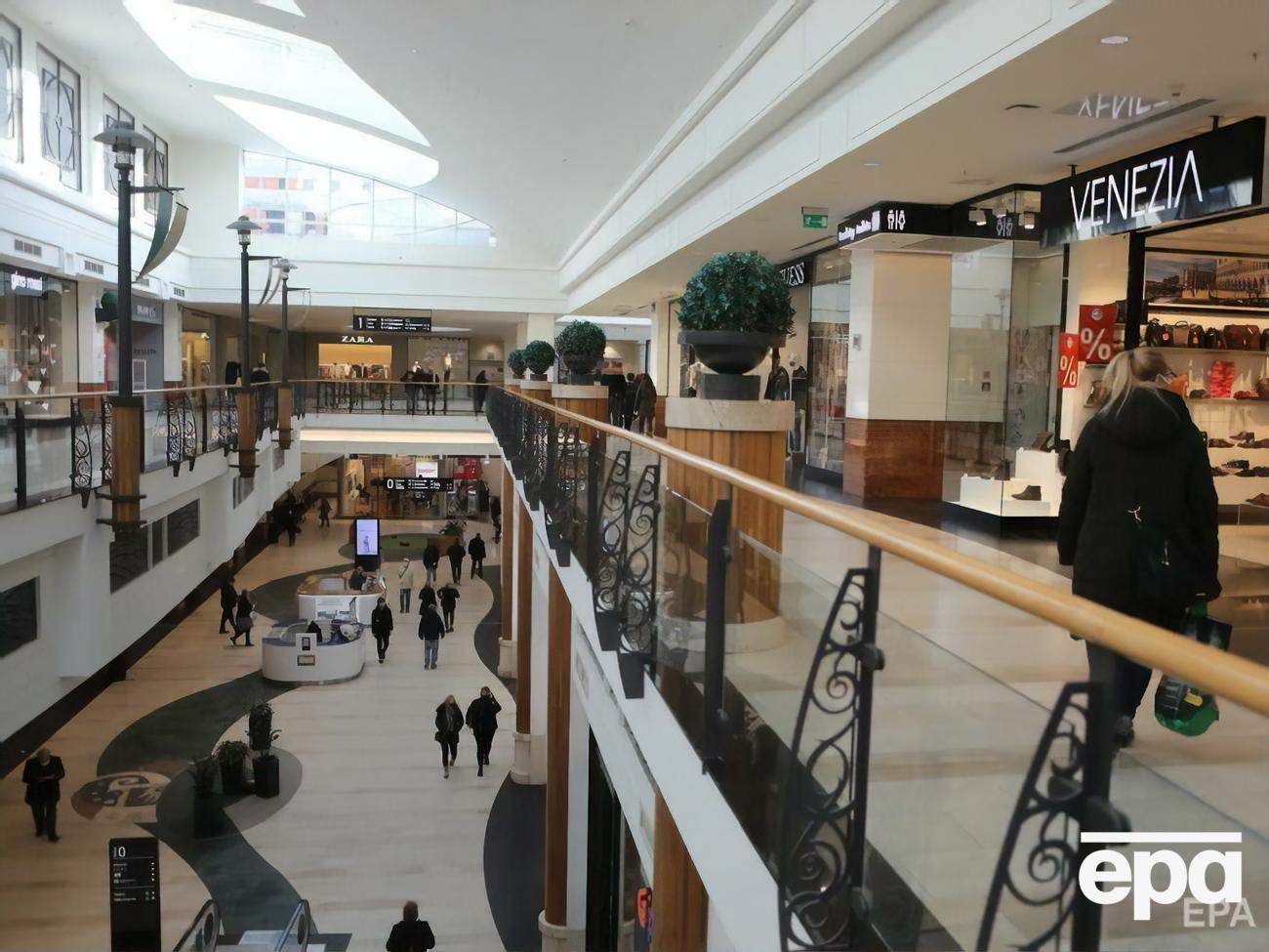 У ТЦ Польщі лишається масковий режим