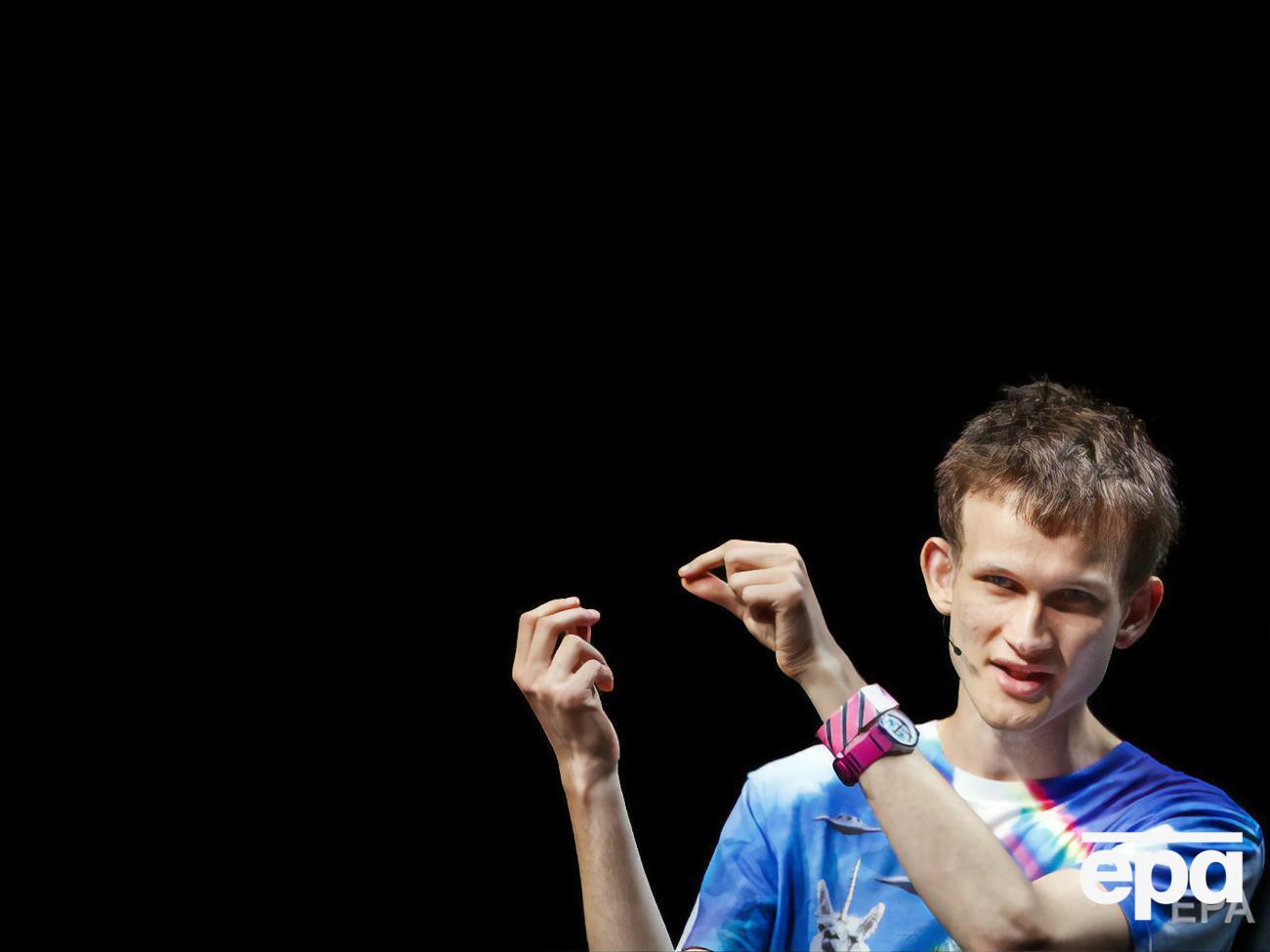 Бутерин родился в России, в шестилетнем возрасте он с родителями переехал в Канаду