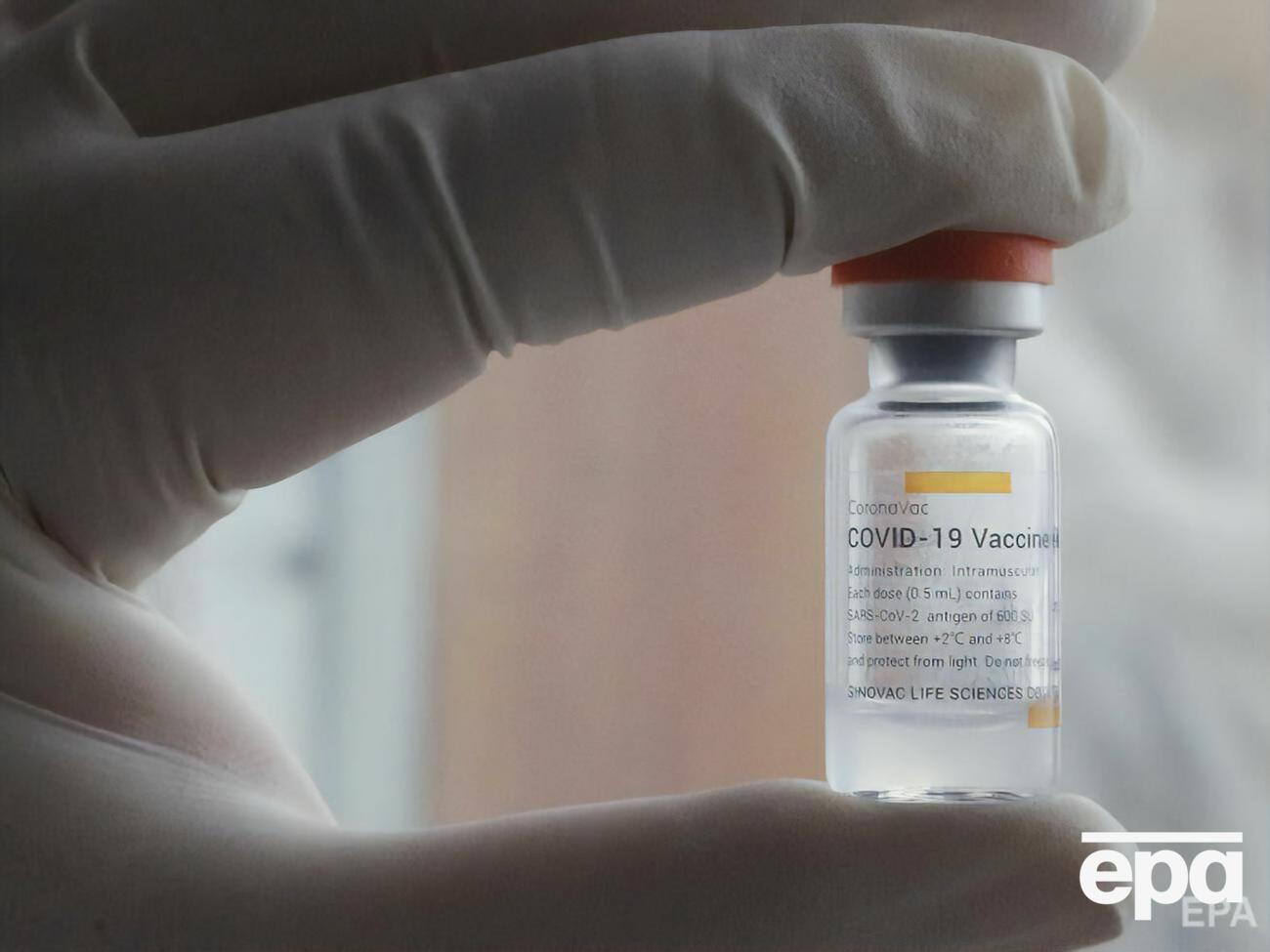 Українців вакцинують чотирма препаратами