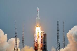 Ракета грузоподъемностью 22,5 тонны 29 апреля вывела на орбиту базовый модуль будущей космической станции Китая