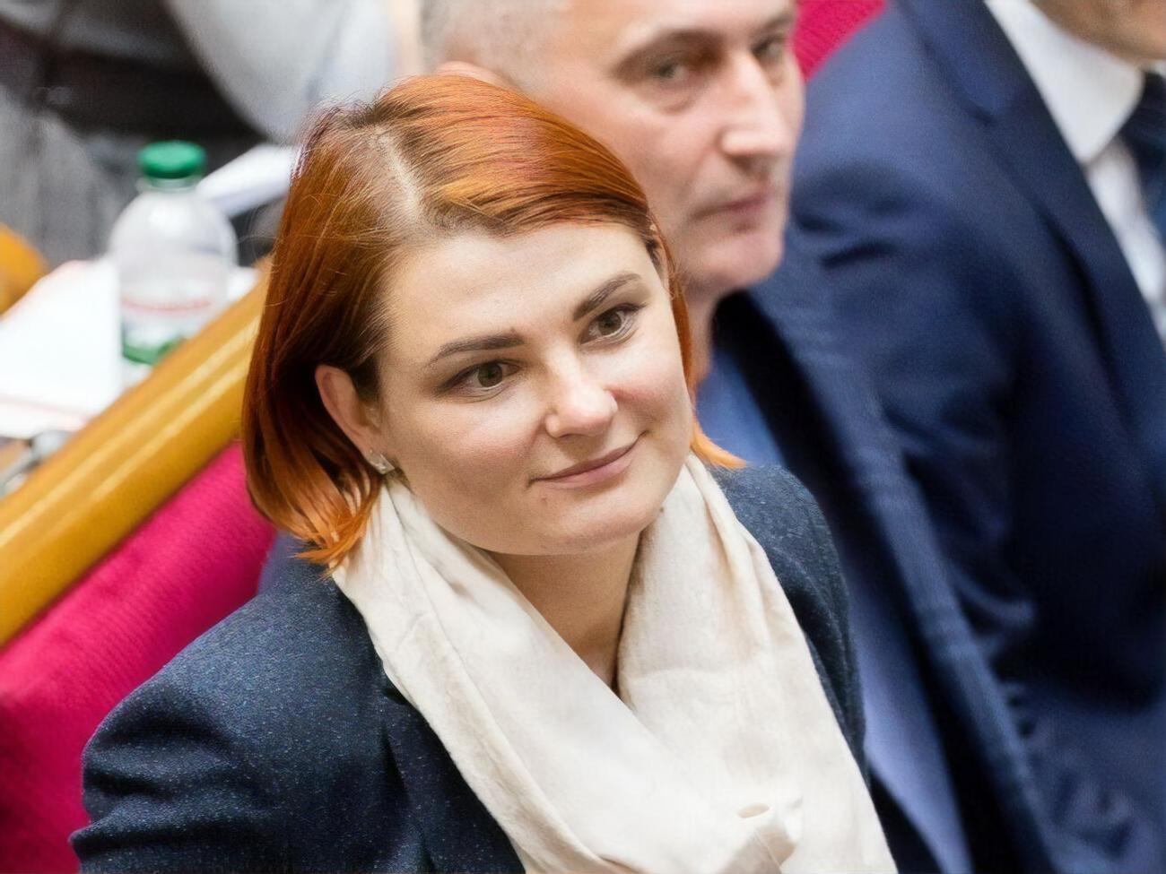 Людмила Буймистер: Погрязший в коррупционных скандалах регулятор даже не начал подготовку к запрету поставок