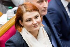 Людмила Буймистер: Погрязший в коррупционных скандалах регулятор даже не начал подготовку к запрету поставок