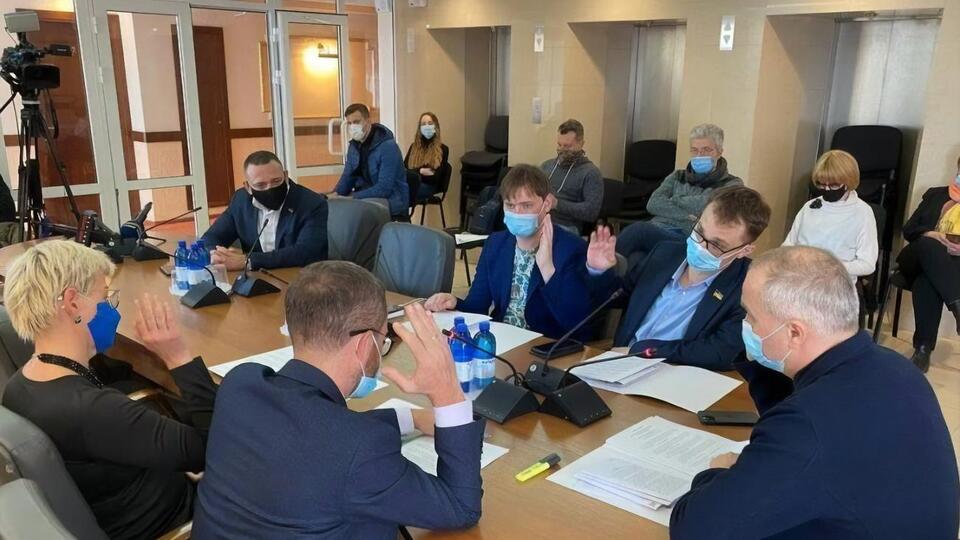 Депутаты рекомендовали принять оба законопроекта в первом чтении