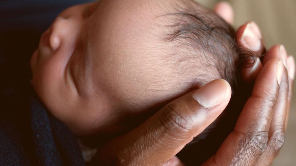 Результаты УЗИ прогнозировали 25-летней матери из Мали семерых детей