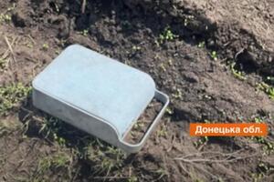 У дитячому програвачі виявили вибухівку, розповіли військові