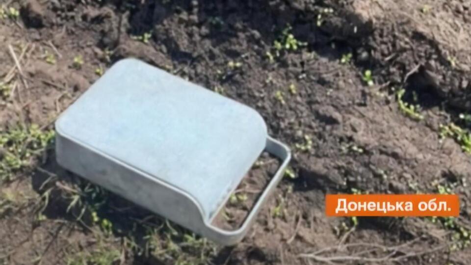 У дитячому програвачі виявили вибухівку, розповіли військові
