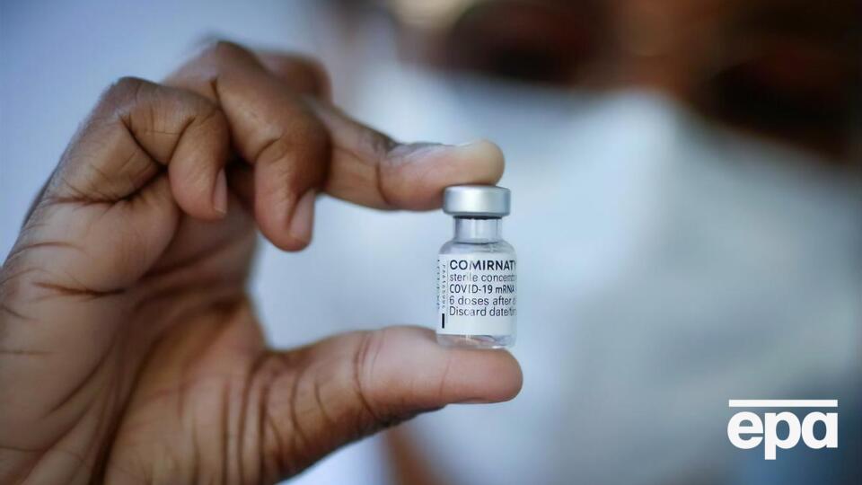Pfizer и BioNTech заявили о 100% эффективности своей вакцины от COVID-19 для подростков 12–15 лет