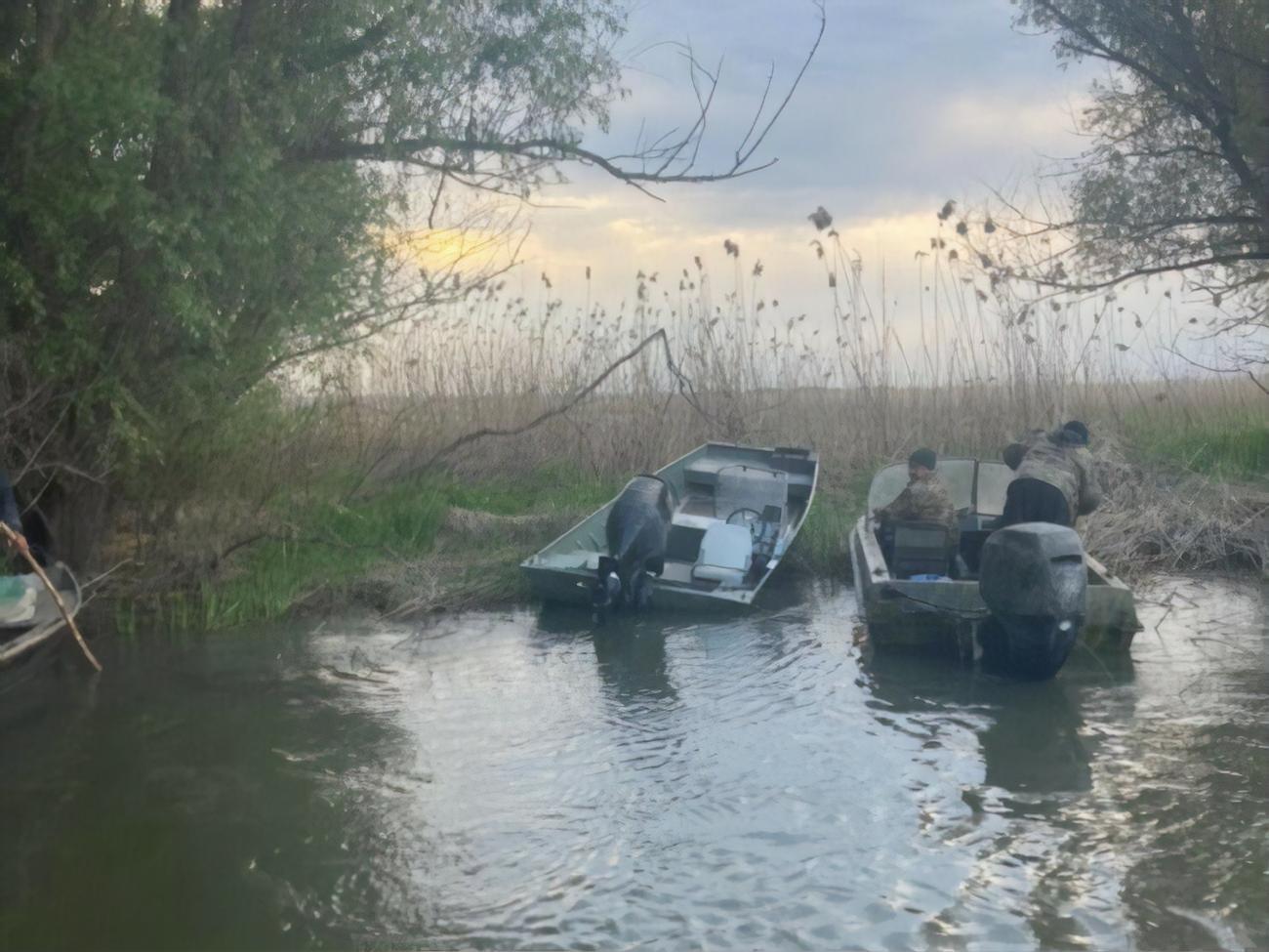 Човен перекинувся на озері Тудорово