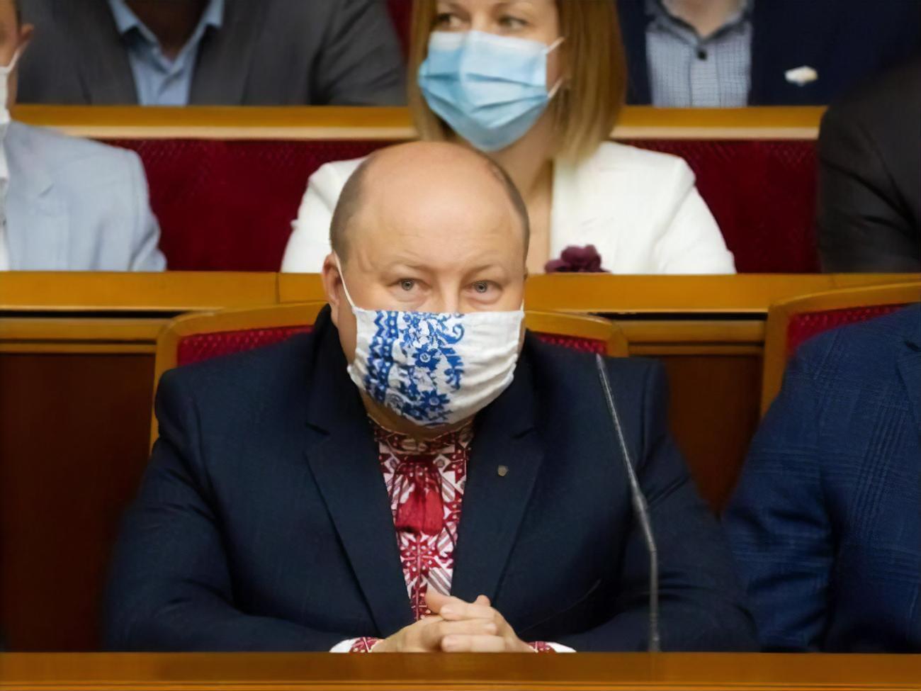Украина готова делать COVID-паспорта в электронном или бумажном виде, а также в формате QR-кодов, отметил Немчинов